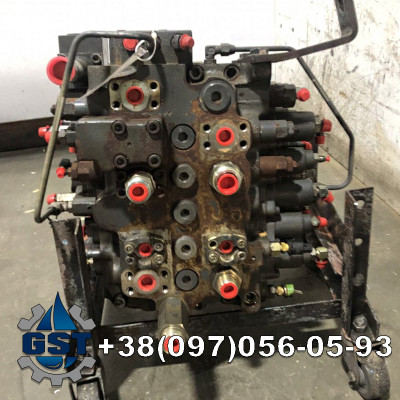Ремонт гідророзподільника траншеєкопача Ditch Witch