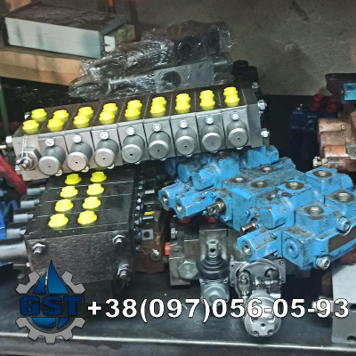 Ремонт гідророзподільника автогрейдера HANOMAG