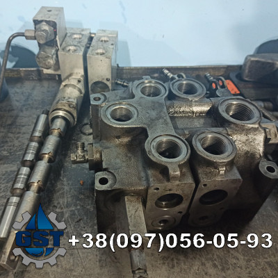 Ремонт гідророзподільника автокрана Davino