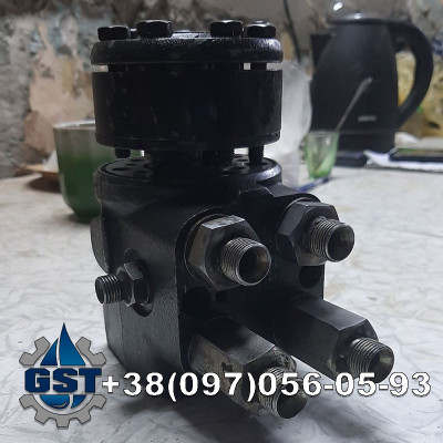 Ремонт насоса дозатора экскаватора Komatsu