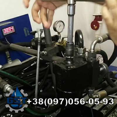 Ремонт насоса дозатора экскаватора Nissan